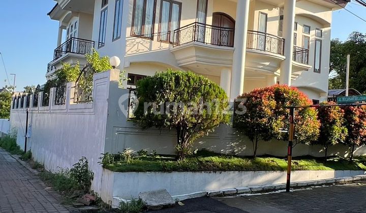 Dijual Rumah Mewah 2 Lantai Di Area Undip Tembalang. Kamar Tidur 6 & Kamar Mandi 7 1