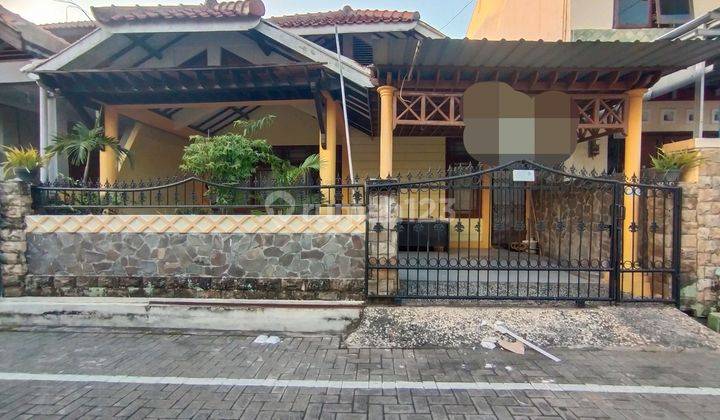 Rumah 1 lantai dekat perkantoran, dekat pasar, dekat jalan Raya Nasional, 5 menit ke Simpang lima, dekat universitas, dekat rumah sakit Roemani,dekat Java Mall, 5 menit ke Citraland Mall, dekat Universitas Diponegoro. 2