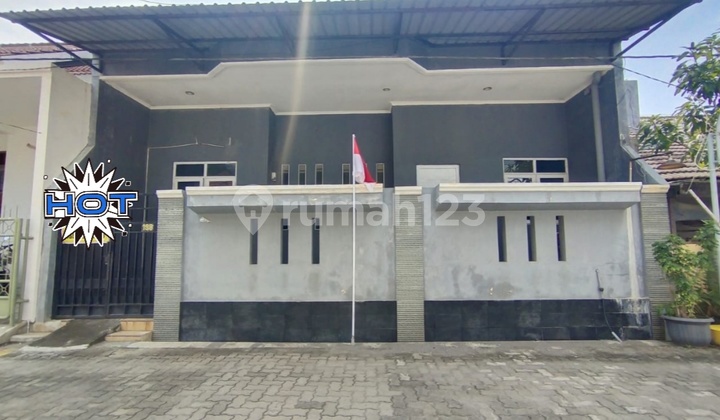 Disewakan Rumah 2 Lantai Area Tanah Mas Semarang. Semi Furnish , Dekat Bandara, Dekat Stasiun Kereta Api, Dekat Pelabuhan, Dekat Pusat Kuliner. 1