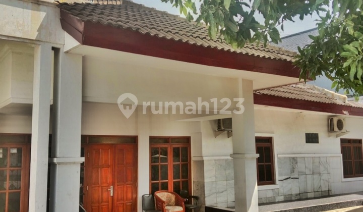 For Rent 2-Story House in Puri Anjasmoro, Semarang. Near Airport. Near Toll Exit. Commercial Area. 1