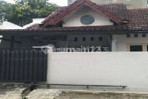 Nice House with Certificate Leased in West Semarang, Near Airport, Near Harbor, Near Toll Exit, Near Mall. 1
