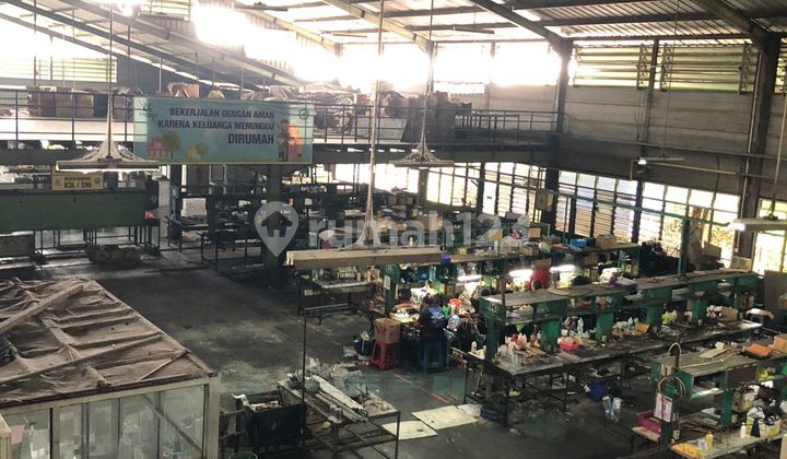 For Sale & Large Warehouse for Rent Land Area 2.8 Ha/ Building Area 1 Ha. Commercial Location Near Toll Exit 1