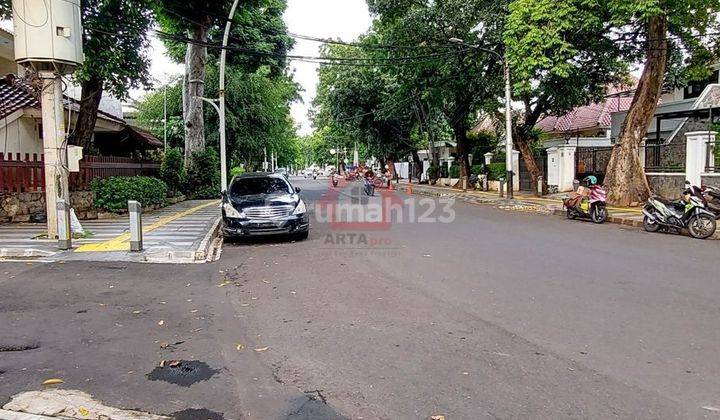 Dijual Rumah Lama Hitung Tanah di Menteng Jakarta Pusat 2