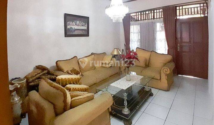 Dijual Rumah Lama Hitung Tanah Bagus di Jalan Deplu Veteran 1