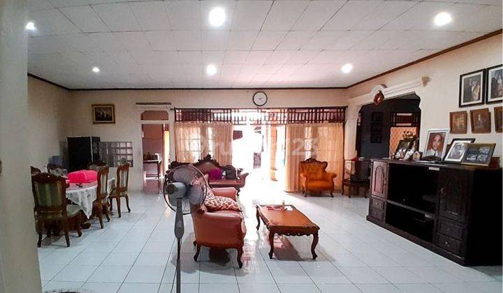 Dijual Rumah Lama Hitung Tanah Bagus di Jalan Deplu Veteran 2