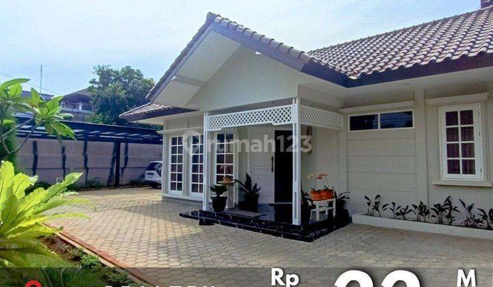 Rumah Modern Classic Bagus Semi Furnished di Pejaten Barat 2