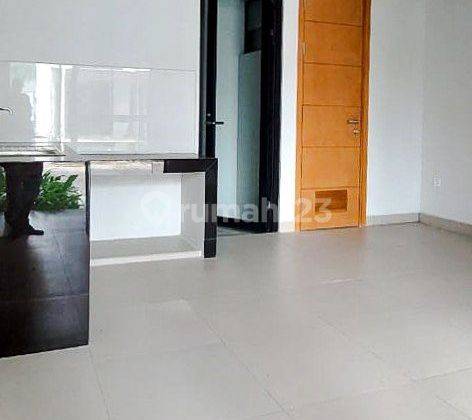 Disewa Rumah Baru Modern Minimalis 3 Lantai di Botany Hills 2