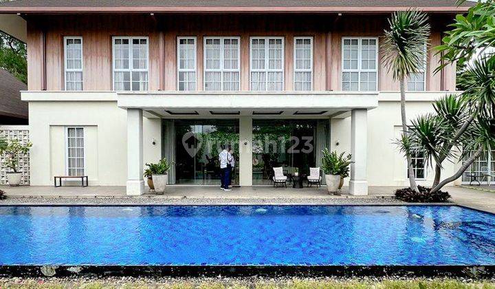 Dijual Rumah Bagus Konsep Villa di Veteran, Jaksel 1