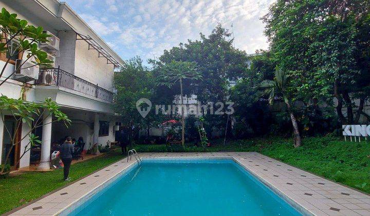 Luxurious Mansion Best Location Siap Huni di Kemang Dalam 1