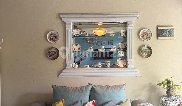 Rumah Siap Huni Bagus Dalam Komplek di Beji Depok