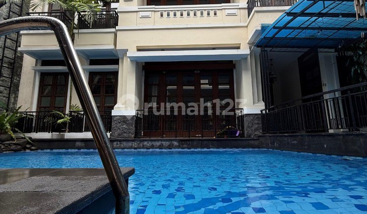 Rumah 4 Unit Dalam 1 Lahan Siap Huni di Menteng