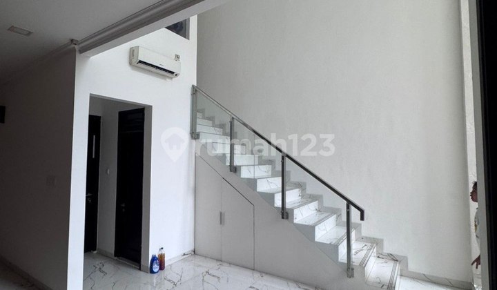 Minimalist House in Premium Location at Pondok Indah 2
