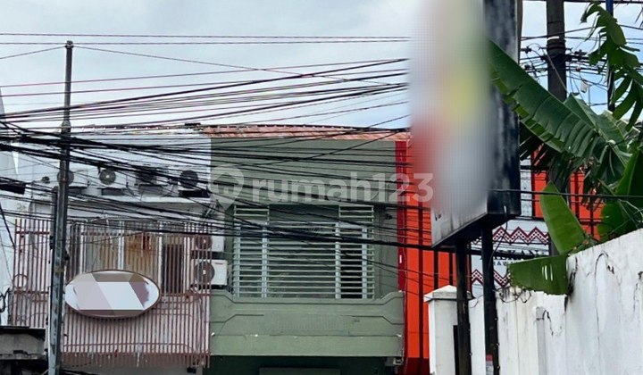 Nice Ready-to-Use 2-Story Shop House in Kemang