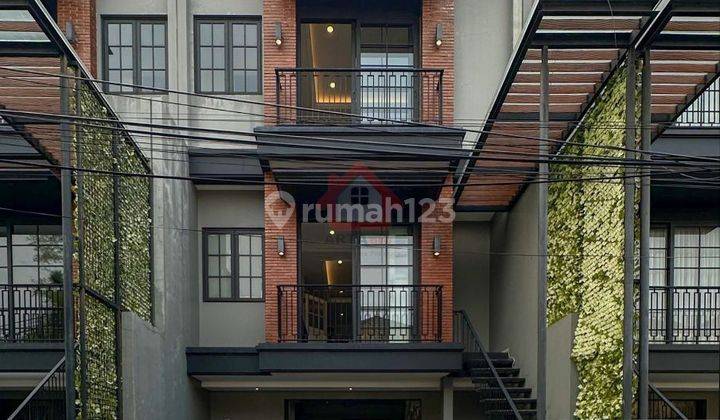 Rumah Baru Bagus Siap Huni 3 Lantai Di Cilandak Barat 1