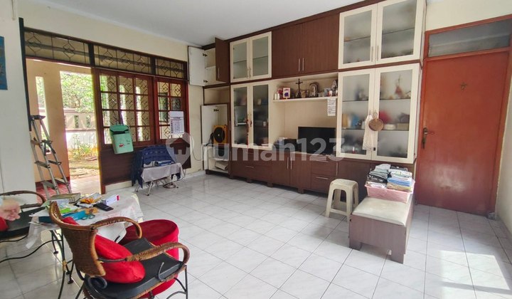 Rumah 1 Lantai Siap Huni Sangat Terawat di Cinere 2