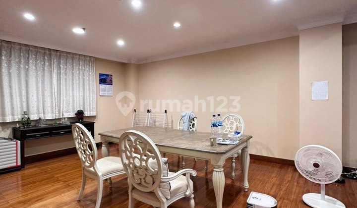 Semi-Furnished Ready-to-Occupy Apartment in Green View Pondok Indah 2