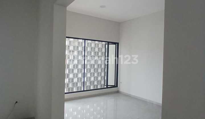 Dijual Cepat Rumah Baru Selesai Dibangun di Metland 1