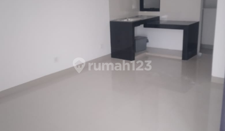 Disewakan Condo House di Green Royal Ada 3 AC dan Gorden 2