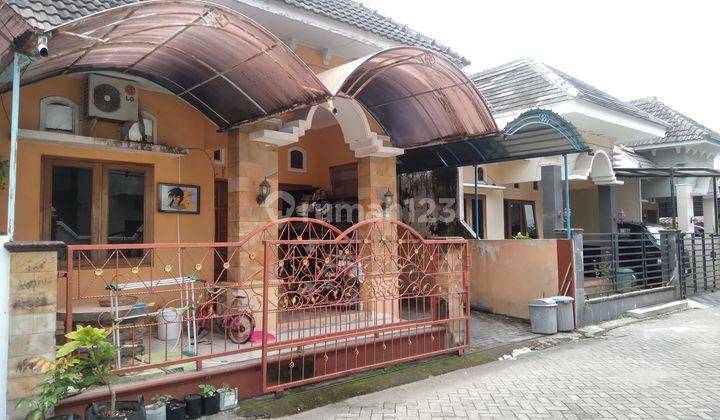 Eksklusive Rumah Seberang nya Hotel Sheraton Di Maguwo 2