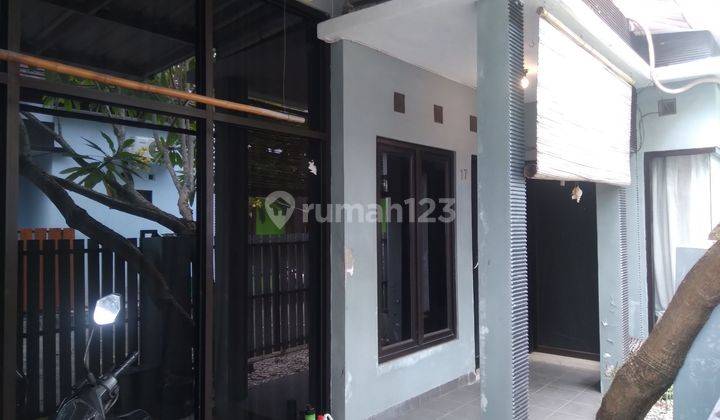 Di Jual Rumah Seberang Nya Mall Amplaz Full Furnish Dekat Janti 2