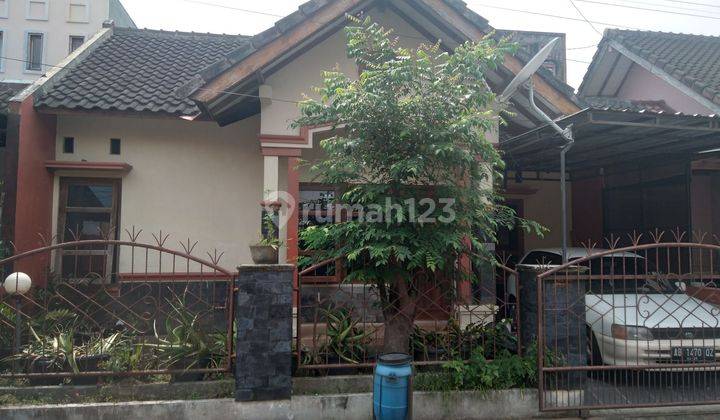 Rumah Asri Dalam Perumahan Di Purwomartani 1