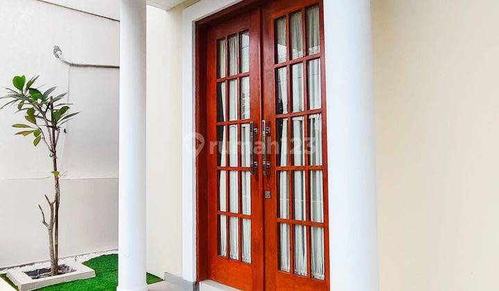 Rumah Tingkat Eksklusive Full Furnish Di Maguwo 2