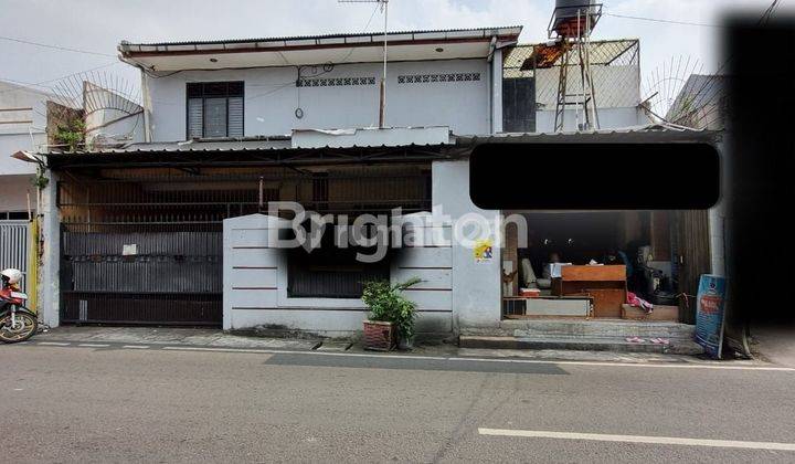 RUMAH  2 LT JOHAR BARU STRATEGIS 1