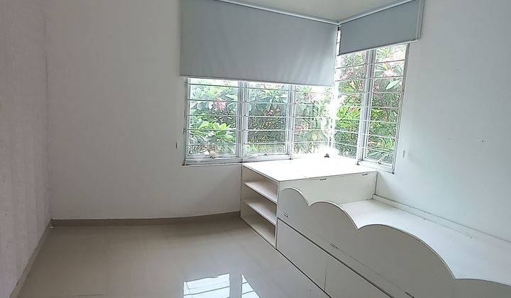 Di Jual Rumah Mewah 2 Lt. Murah Di Area Sektor 9 Bintaro 2