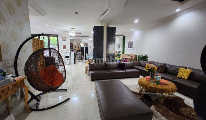 Di Jual Rumah Cantik Siap Huni 2LT Di The Green BSD 1