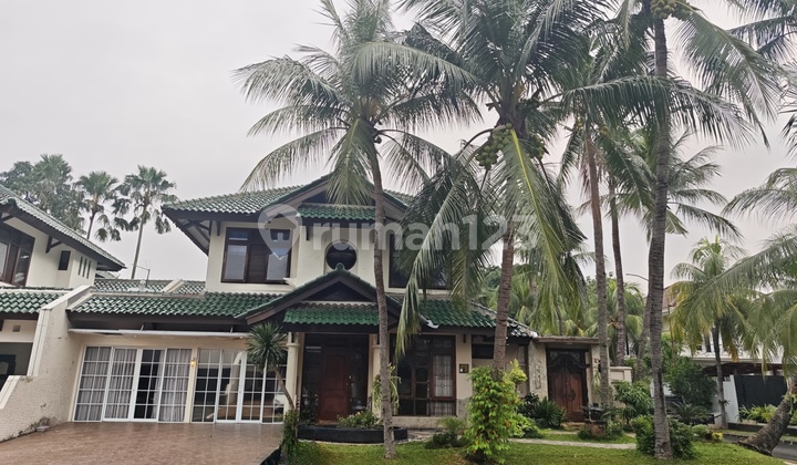 Luxury House for Quick Sale in Bintaro Sector 9