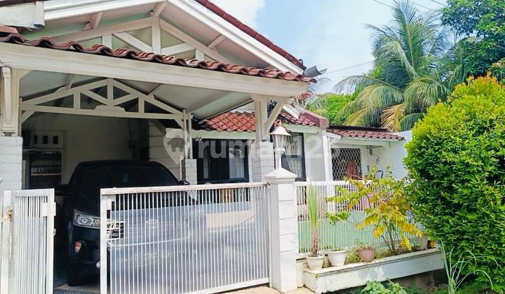 Di Jual Rumah Nyaman dan Asri di Area Bintaro Sektor 9 Di Jual Rumah Nyaman dan Asri di Area Bintaro Sektor 9