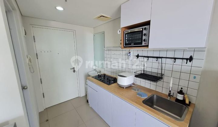 For Sale Quickly at Breeze Bintaro Apartment Sector 3 For Sale Quickly at Breeze Bintaro Apartment Sector 3