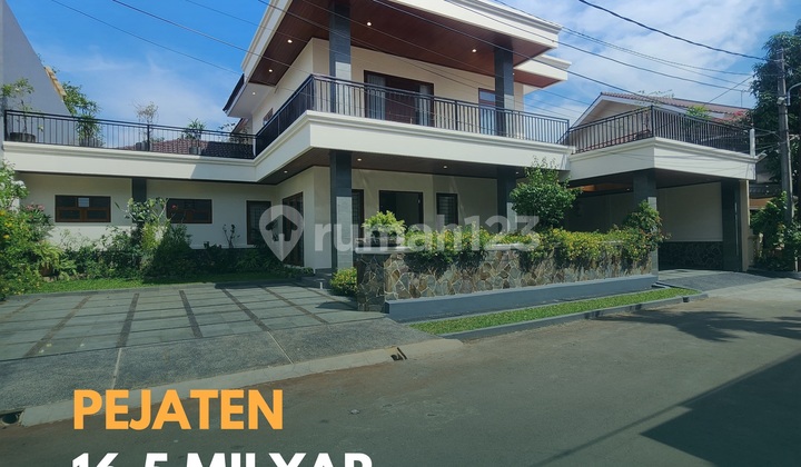 Dijual Rumah Mewah Dalam Komplek Bebas Banjir