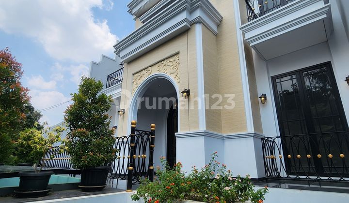 Dijual Rumah Baru Mewah dan Modern di Cilandak 2