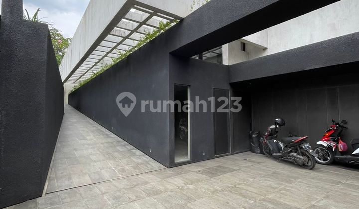 Dijual Brand New Rumah Mewah Dan Luas Modern Living di Cilandak