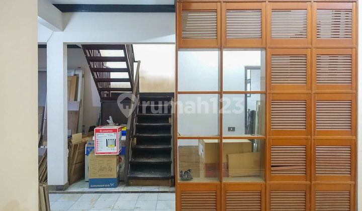 Rumah Klasik di Blok S Kebayoran Baru, Dekat Senopati Gunawarman