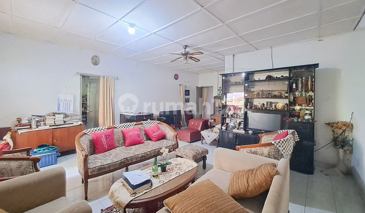 Rumah Klasik di Blok S Kebayoran Baru, Dekat Senopati, Kuningan