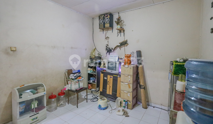 COMFORTABLE NEIGHBORHOOD HOUSE, STRATEGICALLY LOCATED IN KAYU PUTIH, CLOSE TO KELAPA GADING, RAWAMANGUN, CAKUNG 2