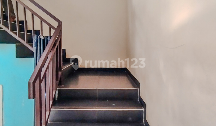 2-STORY STRATEGIC SHOPHOUSE IN SERANG BANTEN, EASY ACCESS FROM THE HIGHWAY 2