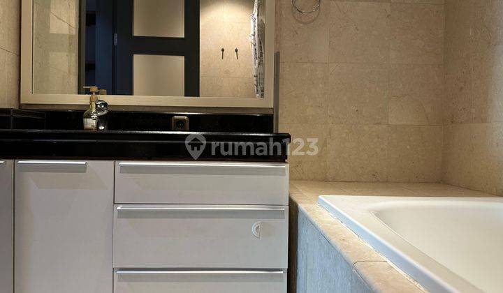 Apartement Sudirman Mansion 2 BR Furnished Bagus 2