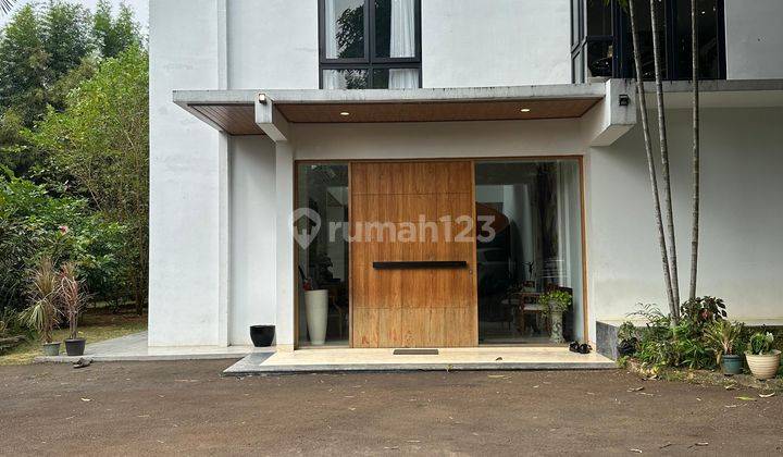 Rumah 2 Lantai Bagus Furnished SHM di Bintaro, Jakarta Selatan 2