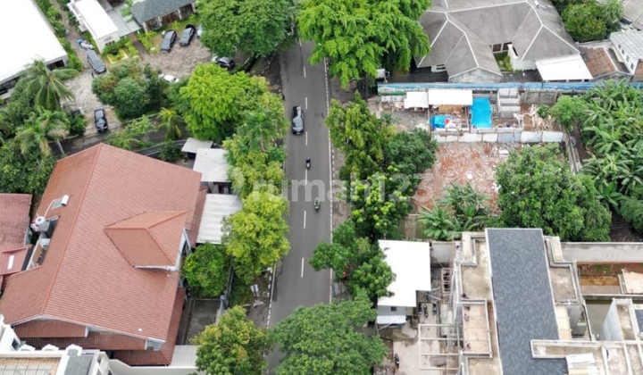 Dijual Tanah di Kebayoran Baru SHM 635.0 M²
