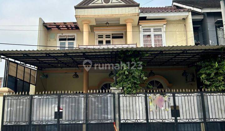 Rumah Posisi Strategis Cocok Untuk Kantor Ataupun Usaha di Bsd Timur 1