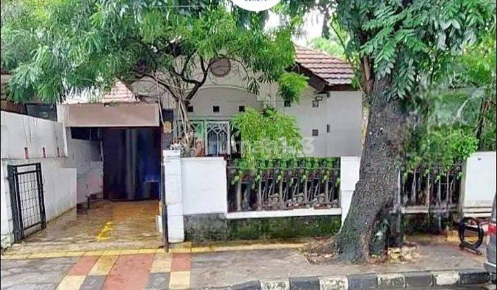 Rumah Bagus SHM di BSD Kencana Loka, Tangerang 1