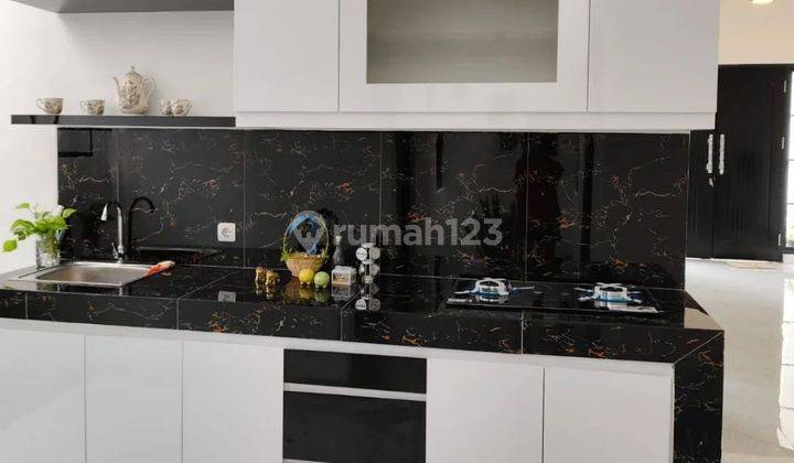 Dijual Rumah Cantik Siap Huni di Bsd Tangsel 2