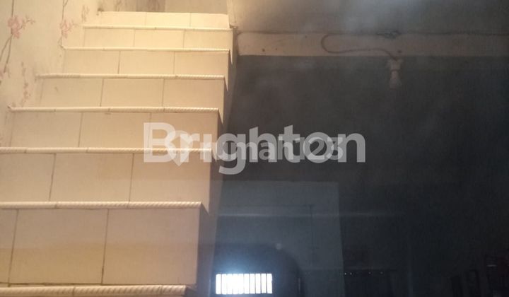 SPACIOUS AND COMFORTABLE HOUSE IN A STRATEGIC LOCATION AT JELAMBAR GROGOL PETAMBURAN WEST JAKARTA 2