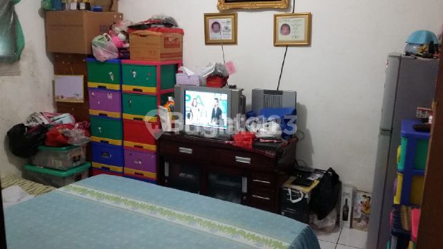 CHEAP AND CHEERFUL JELAMBAR HOUSE GROGOL PETAMBURAN WEST JAKARTA 2