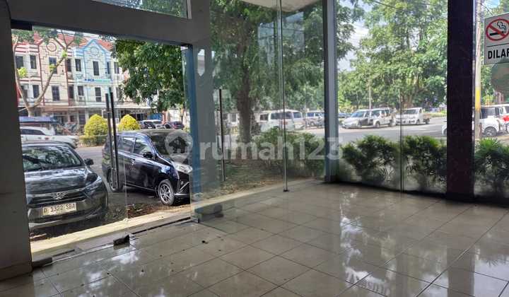 Di Sewakan Ruko untuk Coffee Shop di Bkr Bandung Di Sewakan Ruko untuk Coffee Shop di Bkr Bandung