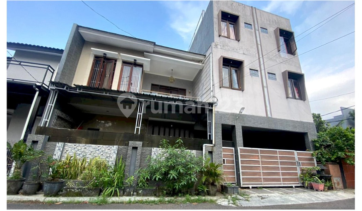 For Sale by Auction: Land and Building in Riung Mukti Raya 2