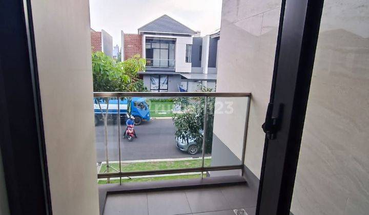 Rumah 2 Lantai Di Komplek Premium Summarecon 2